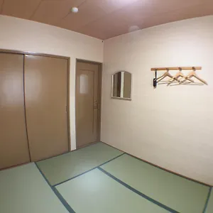 ゲストハウス ペンション　森のふくろう, 十勝郡